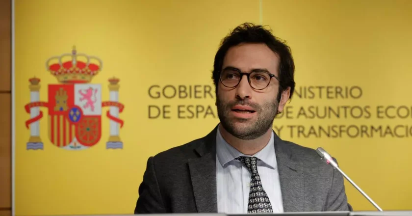 El Consejo de Ministros decidirá sobre la OPA de BBVA a Banco Sabadell